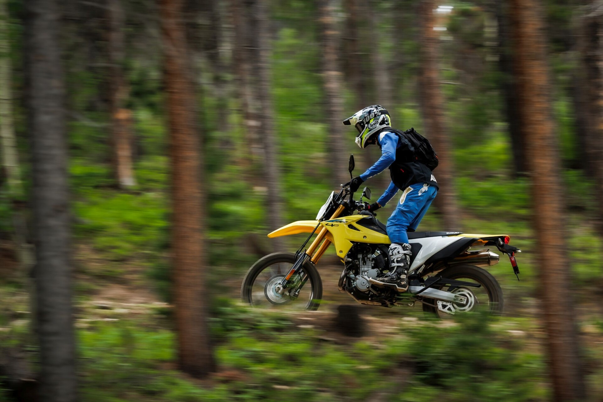 DR Z400SRJM5 Action 35