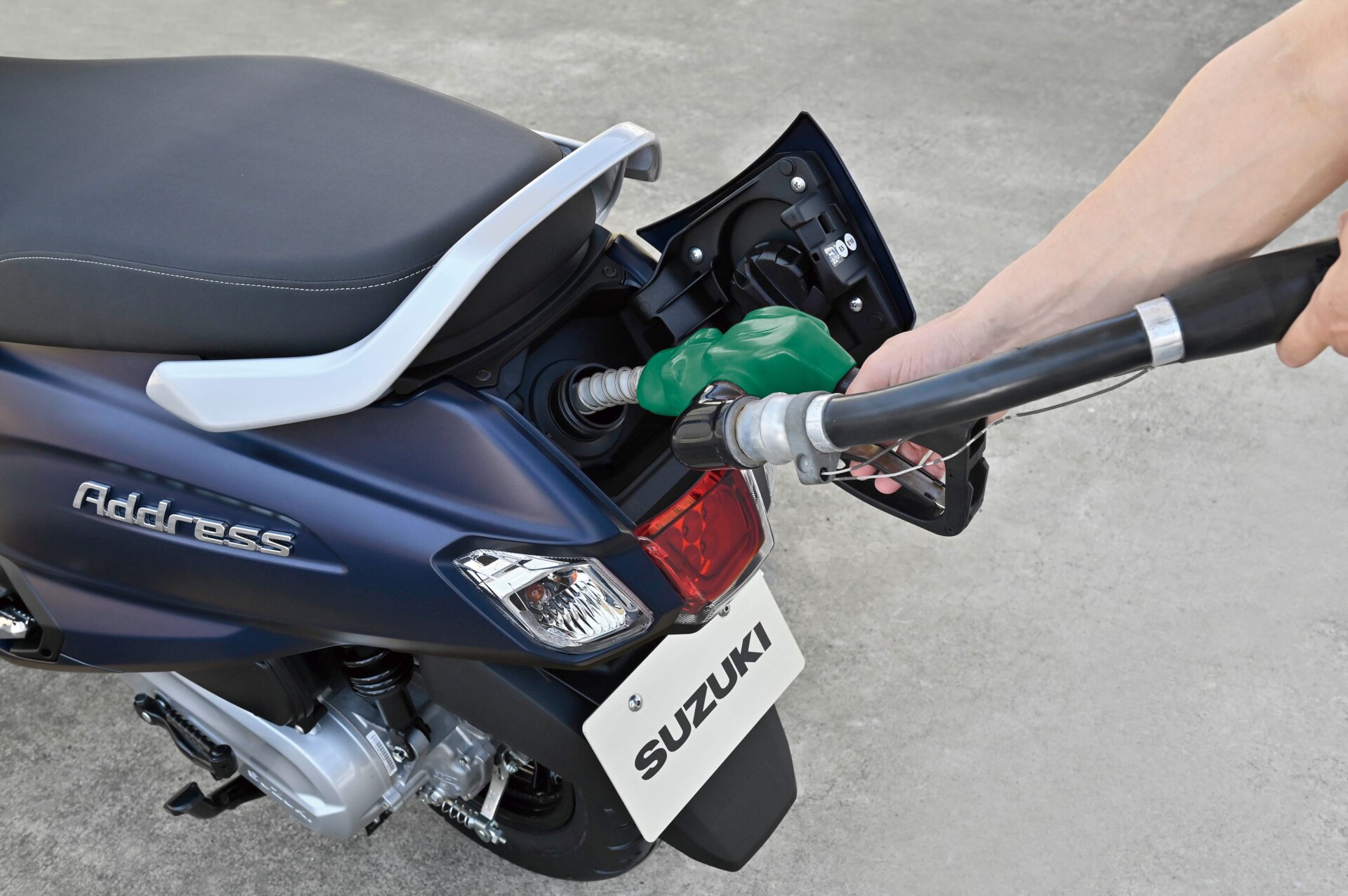 Address 125 M6 Action 10